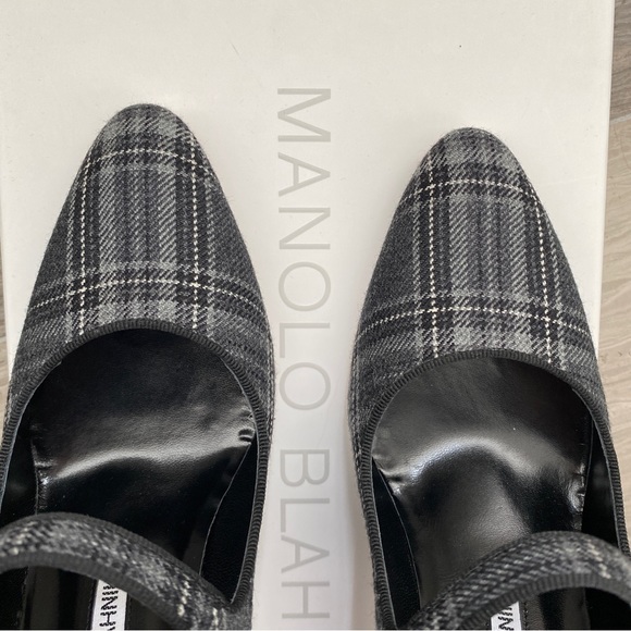 Authentic Manolo Blahnik Campy 90 Grey Plaid Mary Jane sz 37.5 never worn - Picture 6 of 8